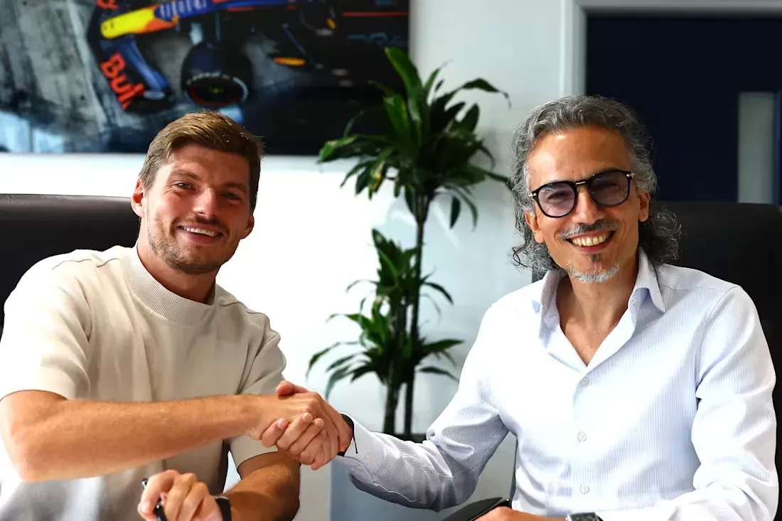 Oficial: Max Verstappen renova com a Red Bull